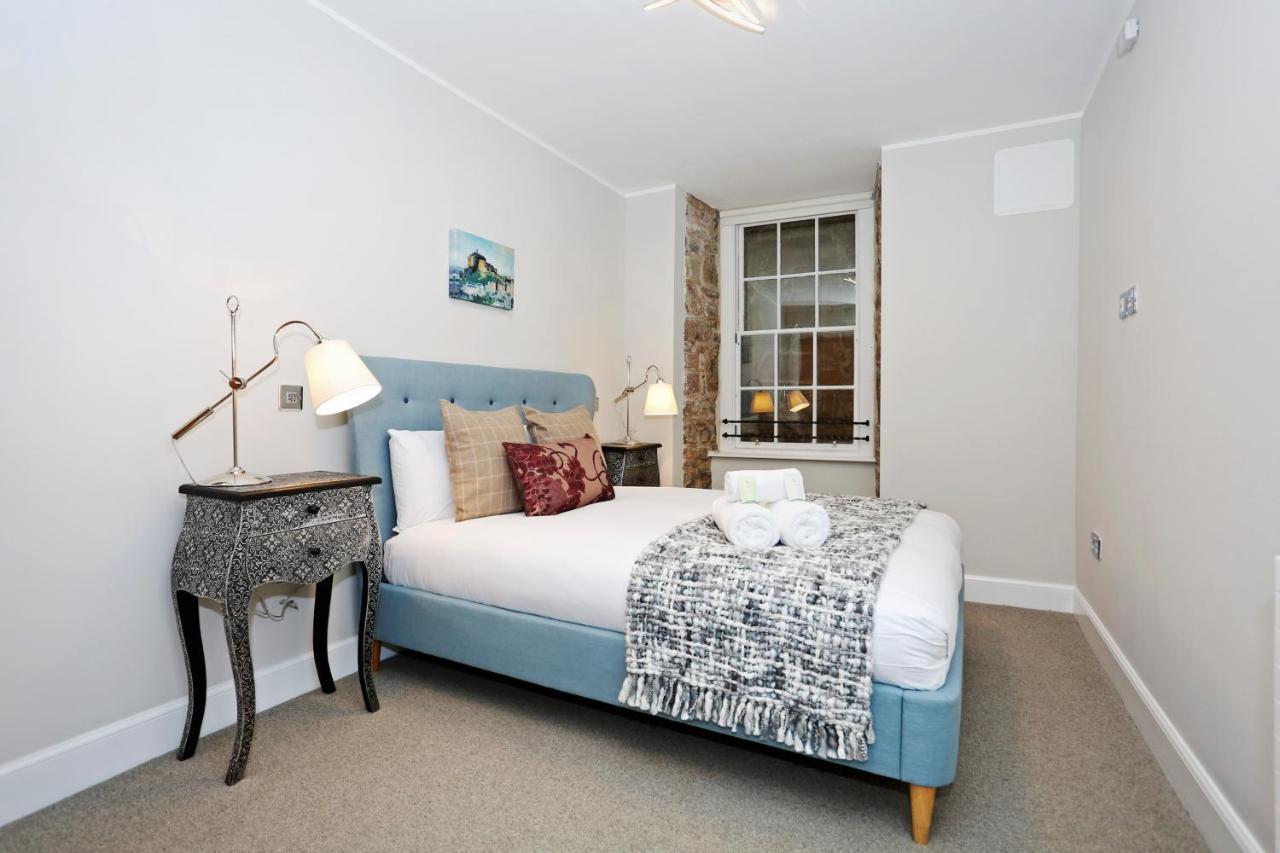 Joivy Beautiful 2 Bed Flat On The Royal Mile Lejlighed EDI Eksteriør billede
